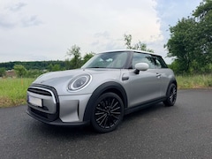 Bild des Angebotes MINI Cooper MINI Essential Trim,Auto,LED,GARANTIE 03/2028