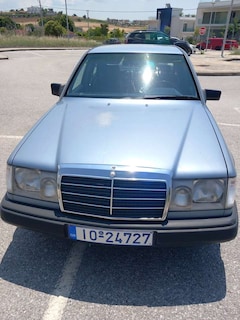 Bild des Angebotes Mercedes-Benz 200 Mercedes Benz W124 Sedan 200 E