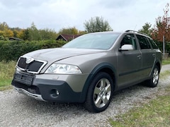 Bild des Angebotes Skoda Octavia 2.0l Combi Scout 4x4 159T-Km Tüv=06/2027