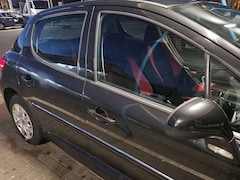 Bild des Angebotes Peugeot 207 207 95 VTi Urban Move