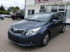 Bild des Angebotes Toyota Avensis Kombi 2.2 Edition,Klimaaut,Navi,Tempo