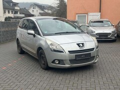 Bild des Angebotes Peugeot 5008 2.0HDI+7SITZE+EURO 5+PANORAMA+