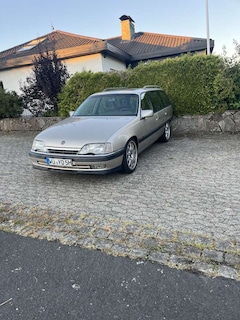 Opel Omega Caravan 24V