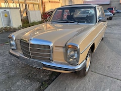 Bild des Angebotes Mercedes-Benz W 114/115 Strich-Acht 200 DIESEL