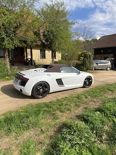 Bild des Angebotes Audi R8 Spyder 4.2 FSI quattro S tronic