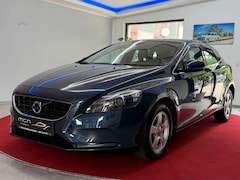 Bild des Angebotes Volvo V40 Momentum