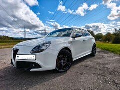 Bild des Angebotes Alfa Romeo Giulietta Giulietta 1.8 TBi 16V Quadrifoglio Verde