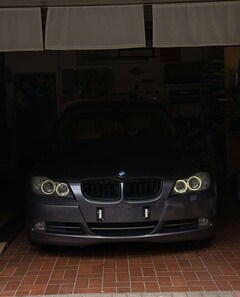 Bild des Angebotes BMW 330 330xd DPF Aut.
