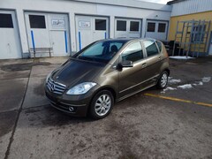 Bild des Angebotes Mercedes-Benz A 180 A 180 *1.HAND*KLIMA*TÜV*PDC*LEDER*SITZH*TEMPO*