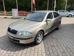 Bild des Angebotes Skoda Octavia Automatik Elegance Klima 1 Hand Preis inkl Tüv