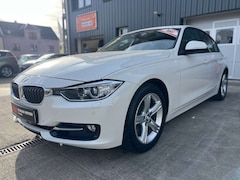 Bild des Angebotes BMW 328 i Luxury Line/Glasdach/Navi/Xenon/PDC+Kamera