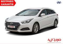 Bild des Angebotes Hyundai i40 Kombi 1.6 blue Space Navi ACC Kamera DAB