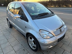 Bild des Angebotes Mercedes-Benz A 190 AVANTGARDE 1-HAND/KLIMA/LEDER/PDC