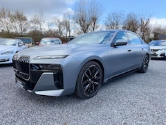 Bild des Angebotes BMW 740 d xDrive M Sport+LED+PANO+LEDER+B&W+STAND