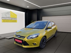 Bild des Angebotes Ford Focus Titanium 1.6 MOTOR-NEU !!!