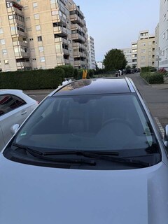 Bild des Angebotes Toyota Avensis Combi 2.2 D-4D Automatik Executive Premium Full +
