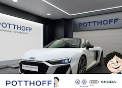 Bild des Angebotes Audi R8 Spyder V10 Q PERFORMANCE NAVI+ KAMERA B&O LED