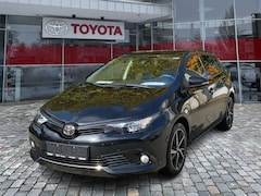 Bild des Angebotes Toyota Auris 1.2 Turbo Team D Facelift Fernlichtass. LM