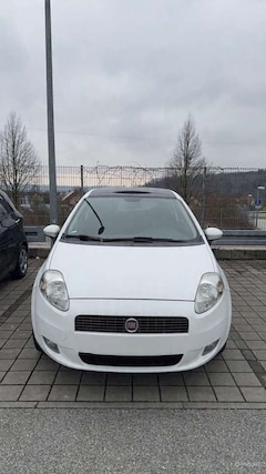 Bild des Angebotes Fiat Punto Grande