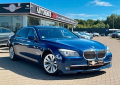 Bild des Angebotes BMW 750 Li xDrive STEPTRONIC*LANG-VERSION*SCHIEBEDACH