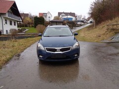 Bild des Angebotes Kia Ceed SW / cee'd SW Ceed 1.4 CVVT SW Spirit TÜV 04 2027