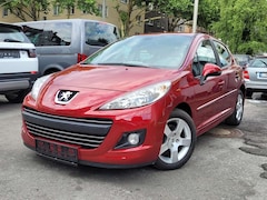 Bild des Angebotes Peugeot 207 1.6 Automatik Premium*Klimaaut.*16" Alu+Allwtr*AUX