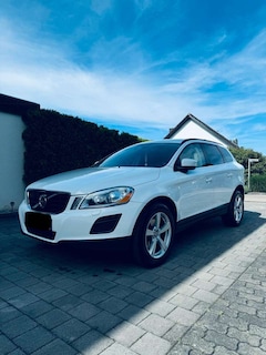 Bild des Angebotes Volvo XC60 Neuer TÜV &Service Checkheft 2 Hand Temp.mit Absta