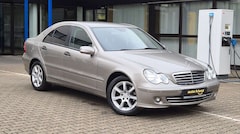 Bild des Angebotes Mercedes-Benz C 180 Limo. Automatik /PDC/SHZ/TEMPO/TÜV NEU