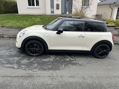 Bild des Angebotes MINI Cooper S Harman&Kardon / Pano / Navi