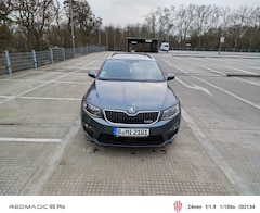 Bild des Angebotes Skoda Octavia vrs Combi 2.0 TDI (Green tec)  DSG Scout
