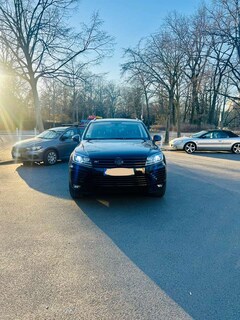 Bild des Angebotes VW Touareg 22 ZOLL V8 SOUND TÜV 6/26 EURO 6 262PS +EXTRAS