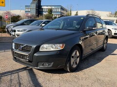 Bild des Angebotes Volvo V50 Kombi 1.6 D Drive Momentum/1.HAND/