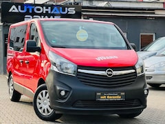 Bild des Angebotes Opel Vivaro B L1H1  2,7t+8 SITZER+KLIMA+NAVI+AHK+TEMP