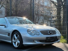 Bild des Angebotes Mercedes-Benz SL 500 Roadster SL 500 AMG Leder Navi Xenon PDC