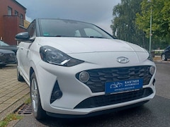 Bild des Angebotes Hyundai i10 Intro Edition Kamera, Klima, Sitzhzg, Navi