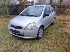 Bild des Angebotes Toyota Yaris Yaris 1.0 linea Servo WR