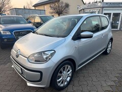 Bild des Angebotes VW up! club up! BMT