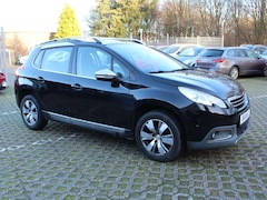 Bild des Angebotes Peugeot 2008 Allure 1,2i/TEILLEDER/NAVI/PARKASSISTENT