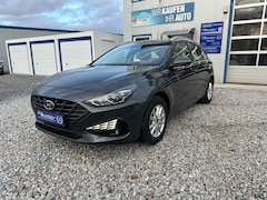 Bild des Angebotes Hyundai i30 Pure 1.5 KLIMA