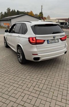Bild des Angebotes BMW X5 M M50d Sport-Aut.
