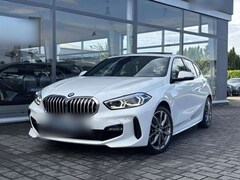 Bild des Angebotes BMW 120 i M Sportpaket Aut°Pano°beh.M-MFL-18-Wirel.