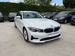 Bild des Angebotes BMW 320 d Lim Aut Kamera+Leder+AHK+ACC+Driving Assist