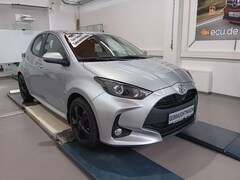 Bild des Angebotes Toyota Yaris 1.5 Club mit Allwetter-Reifen
