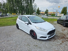 Bild des Angebotes Ford Fiesta 1.6 EcoBoost mit Leder-Sport-Paket ST