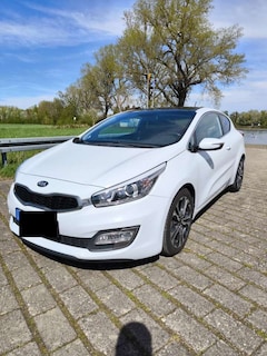 Bild des Angebotes Kia ProCeed / pro_cee'd pro Ceed 1.6 CRDi *TÜV neu* *Pano* *Insp. neu*