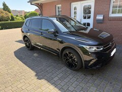 Bild des Angebotes VW Tiguan Allspace Tiguan Allspace 2.0 TSI OPF 4Motion DSG R-Line /Pano/Winterreifen 19/Sommerreifen 20/Black Line