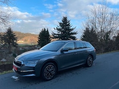 Bild des Angebotes Skoda Octavia Combi Tour 2.0 TDI 110kW