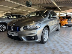 Bild des Angebotes BMW 220 220 i Advantage