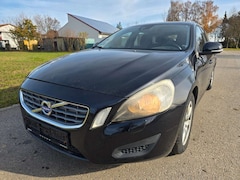Bild des Angebotes Volvo V60 Kombi Kinetic