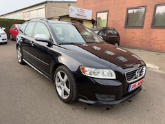 Bild des Angebotes Volvo V50 Kombi D2 R-Design